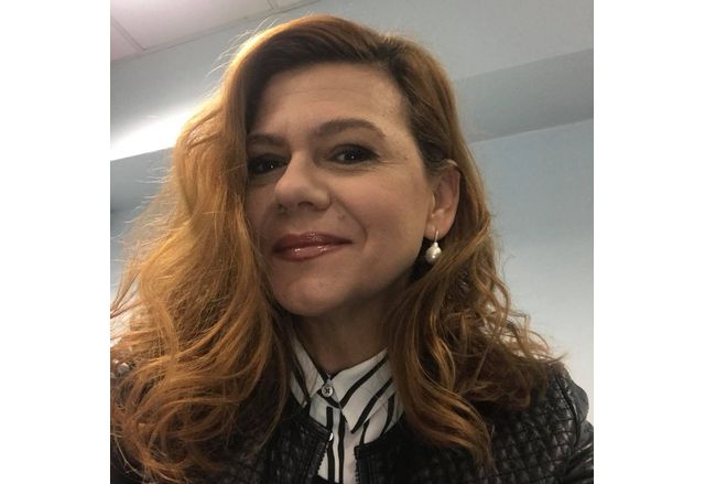 С 4 гласа за и 1 против Соня Момчилова ще