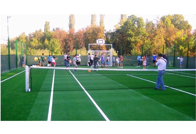 Спортна площадка в община Луковит