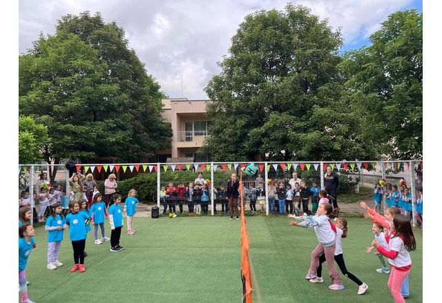 Програма за насърчаване на физическата активност на децата започва в