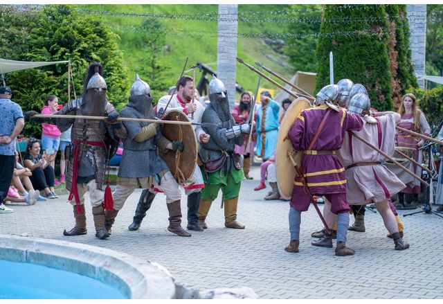 есетият фестивал на средновековните традиции, бит и култура "Калето - Мездра” 