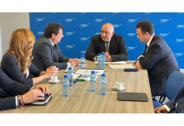 Лидерът на ГЕРБ Бойко Борисов проведе среща с представители на