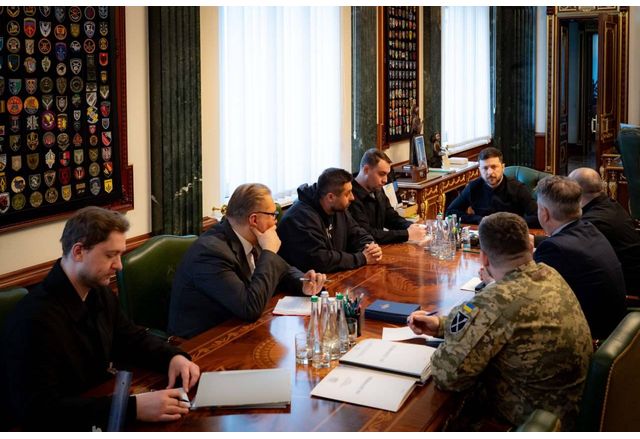 Президентът Володимир Зеленски изслуша подробен доклад от преговарящата група за