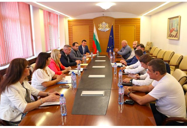 В сградата на Министерство на земеделието и храните МЗХ д р