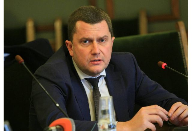  астоящият кмет на Перник Станислав Владимиров има шанс да спечели