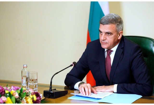 Българският парламент гласува моята оставка Взимането на решение за напускане