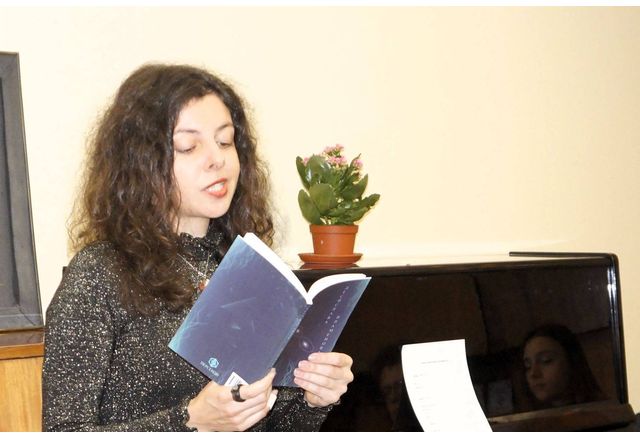 Столичанката Десислава Пламенова представи в Мездра своята поезия и проза 