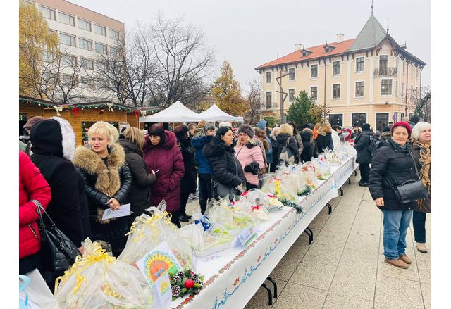 Стотици врачани отбелязаха Никулден