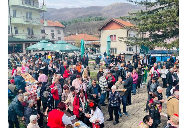 Стотици участват в празника "Згориградска олелия"
