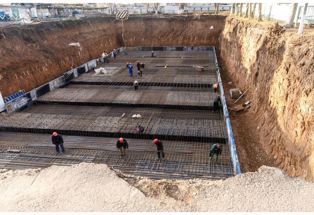 Трийсет и осем подземни училища се строят в Харков и