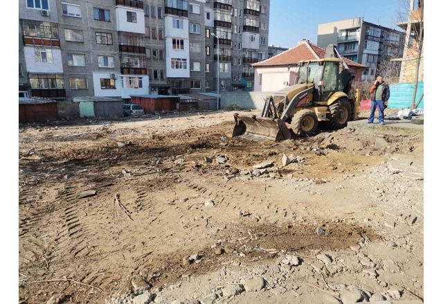 Започна строителството на 10 жилища за социално слаби в Казанлък