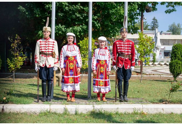 Честване на Деня на Съединението в Мездра