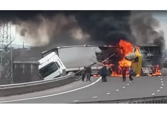 Северната cкоростна тангента на София е блокирана заради тежък инцидент