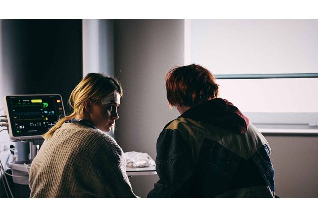 Актрисата Мария Бакалова пристига в Бургас за гала премиерата на