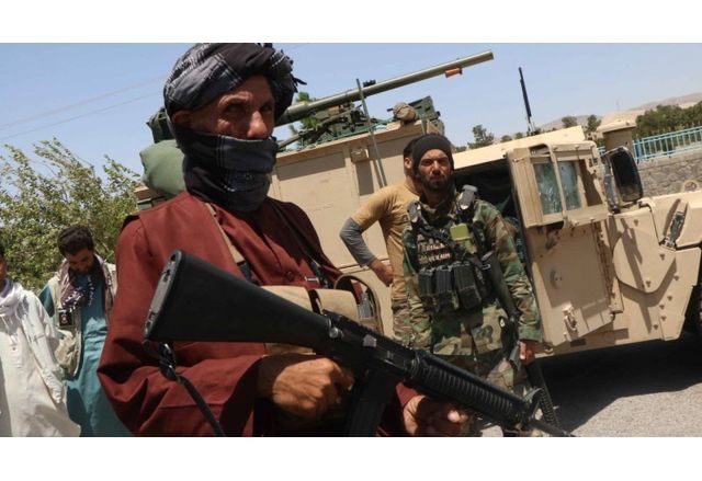 Талибаните усвояват американската военна техника