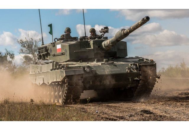 В Полша приключи обучението на украински военнослужещи на танкове Leopard