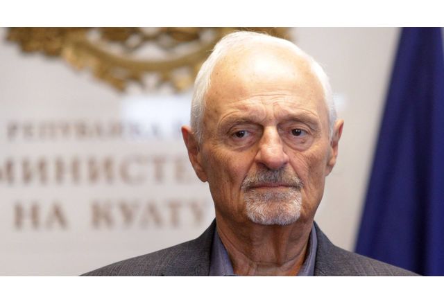 Канадският режисьор от български произход Тед Кочев е починала на