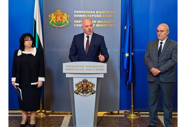 Теменужка Петкова, Росен Желязков, Димитър Радев