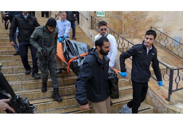 Терорист от ХАМАС уби човек и рани тежко още трим