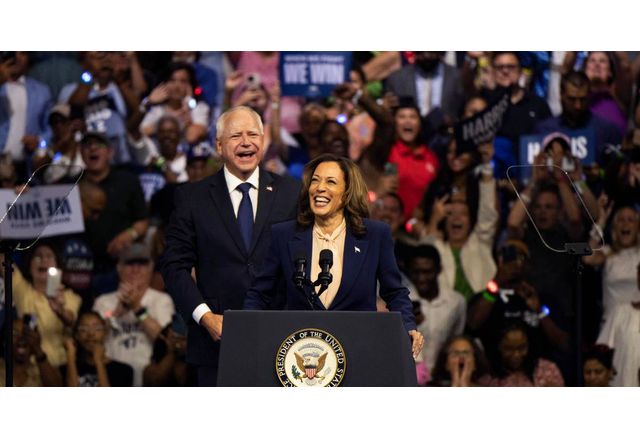 Кандидатът за вицепрезидент на Съединените щати от Демократическата партия Тим