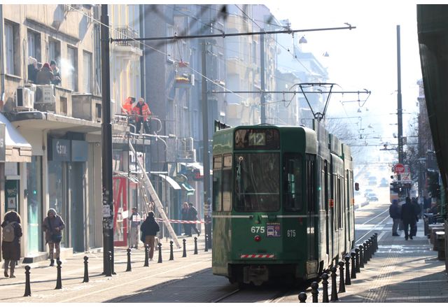 Трамвай по линия № 12 е блъснал пешеходец в столицата