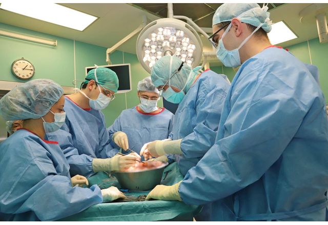 Първа за годината сърдечна трансплантация бе извършена тази нощ в