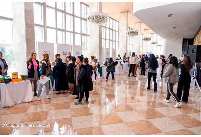 Трудова борса в Нова Загора