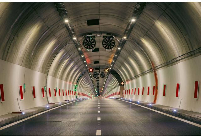 Тази нощ ще има ограничение на движението заради боядисване на