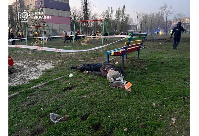 Руски безпилотни самолети организираха масирана атака в централния украински град