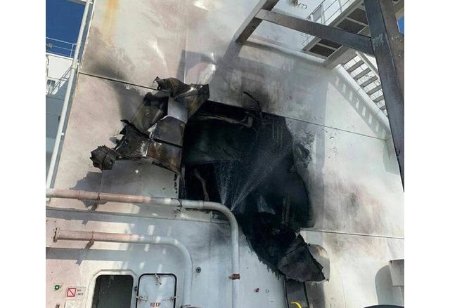Руски военен кораб е ударил молдовски товарен съд в района