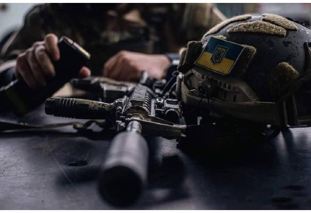 Украински военни