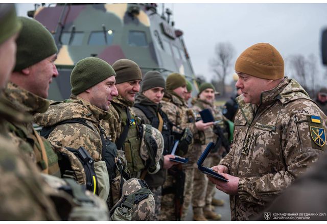 Украински военни