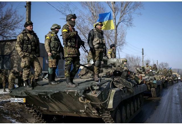 Украйна засилва натиска срещу руските окупатори в североизточна посока от