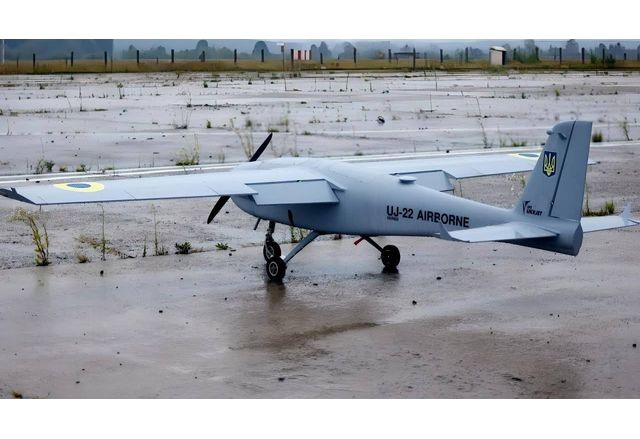 Руски източници съобщават че силите за противовъздушна отбрана са обстрелвали