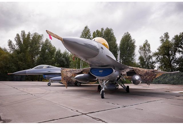 Военновъздушните сили на ВСУ са загубили самолет F 16 при