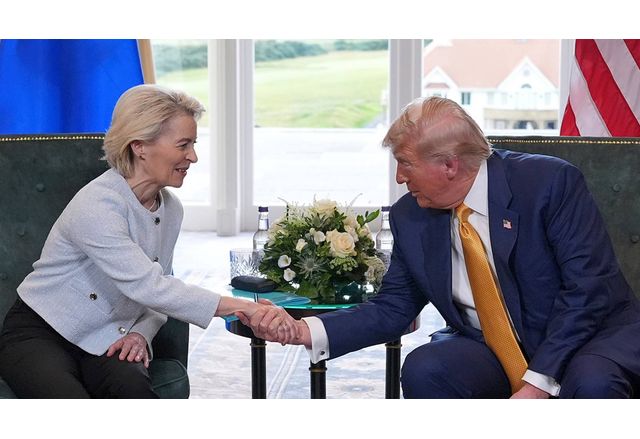 Европейският съюз ще започне широкомащабни покупки на американски петрол втечнен