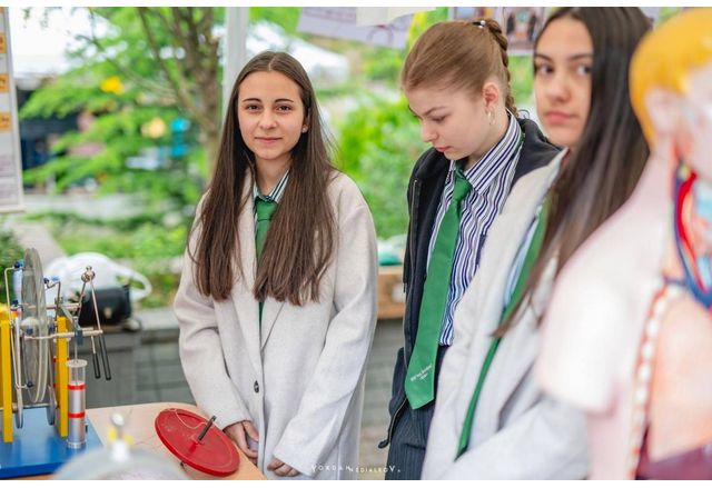 Започва кампанията за кандидатстване за прием в 8 клас От