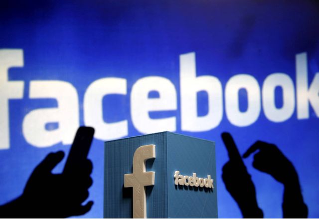 Приложенията Facebook и Instagram преминават през глобален срив в последните