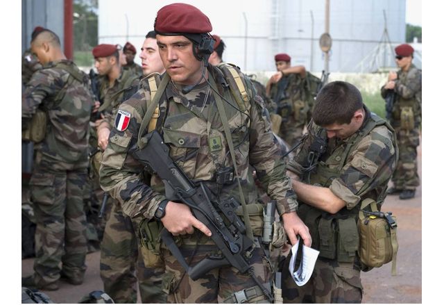 Френските войски се подготвят за конфликт с висока интензивност срещу