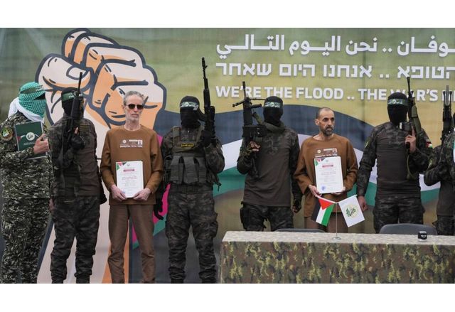 Трима мъже държани като заложници в ивицата Газа повече от