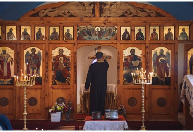 На 13 август Православната църква отбелязва пренасянето на мощите на