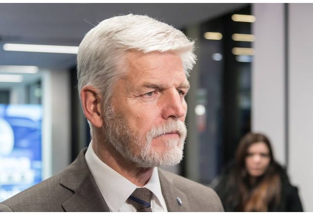 НАТО трябва да реагира твърдо на руските провокации като например