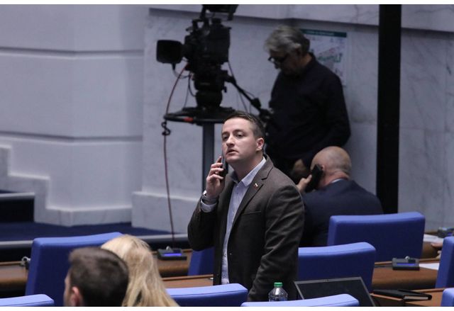 Депутатът от ПП ДБ Явор Божанков заяви пред bTV че все