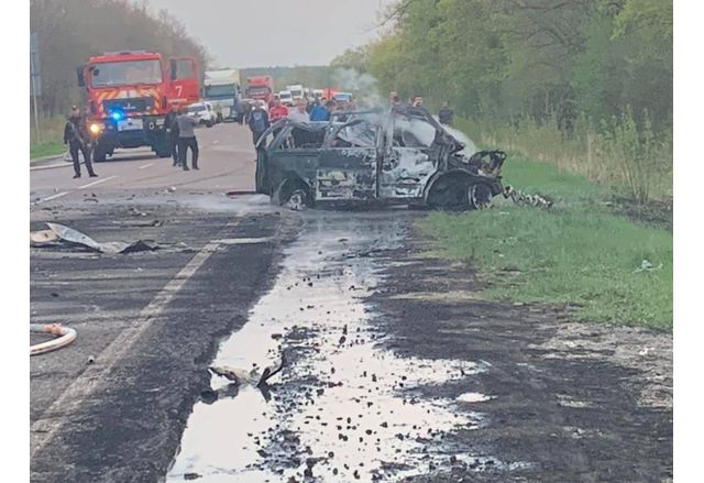 В резултат на тежко пътно транспортно произшестви в Ровенска област на