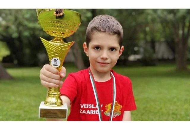 8-годишният Велислав Захариев влезе в световния елит по шахмат