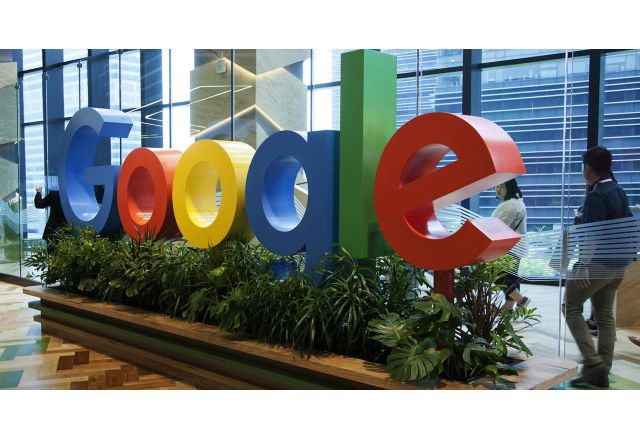 Google и всички под шапката му се сринаха В това