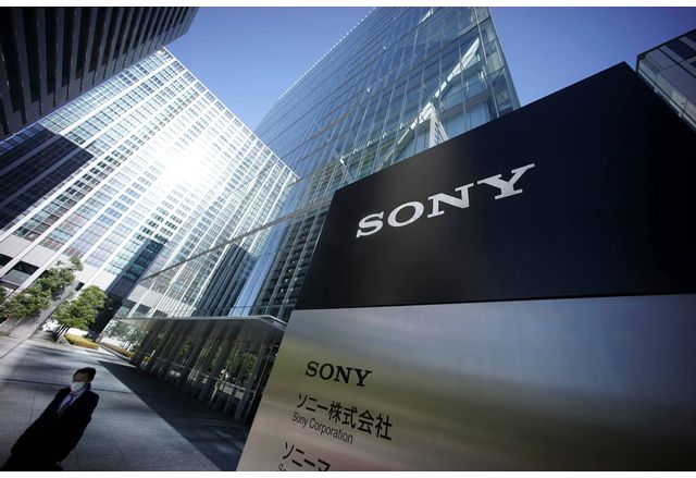 Японският технологичен гигант Sony обяви че ще купи разработчика на