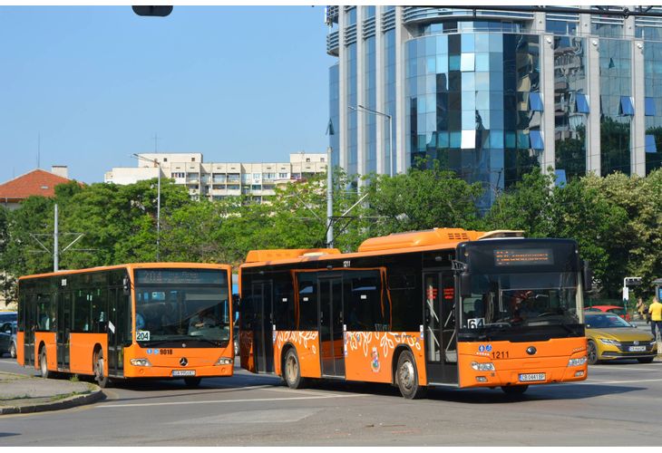 Автобуси на градския транспорт в София