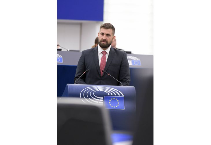 Европа се отнася несправедливо към България и Румъния, когато допуска