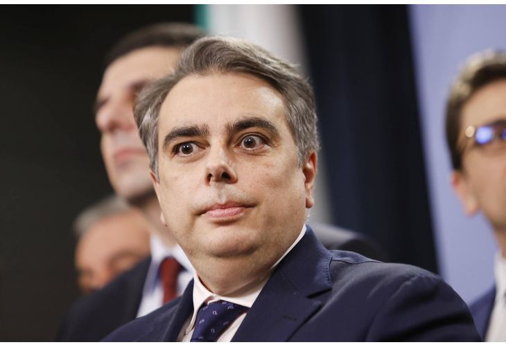 Асен Василев