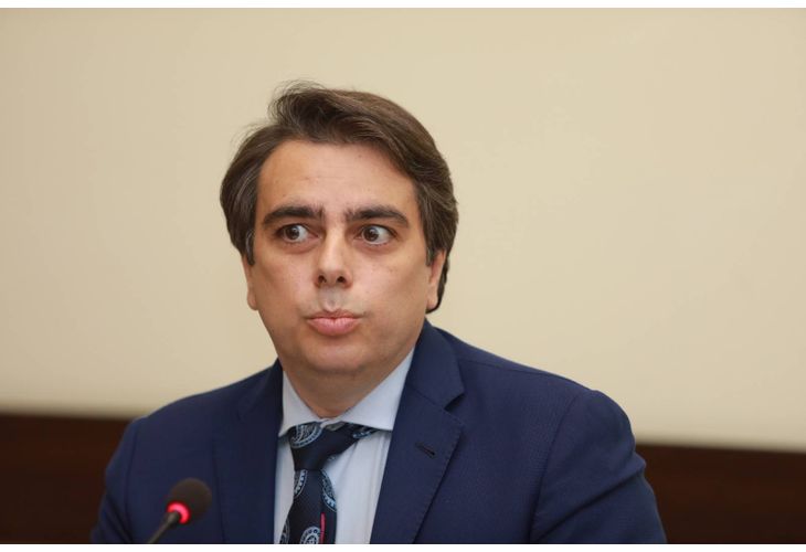 Снимка: Парламентът забрани на Асен Василев да харчи публични пари